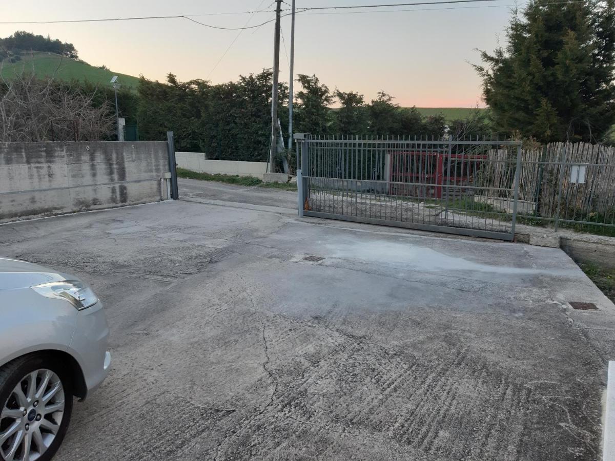 הוילה מטרה La Collinetta Dei Sassi מראה חיצוני תמונה